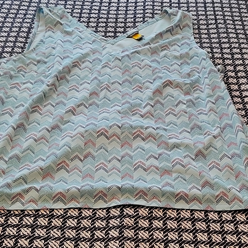 Eddie Bauer Travel Tank